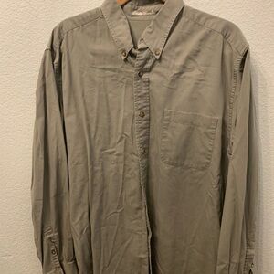 Eddie Bauer Men's Casual Button-Down Shirt in Gray